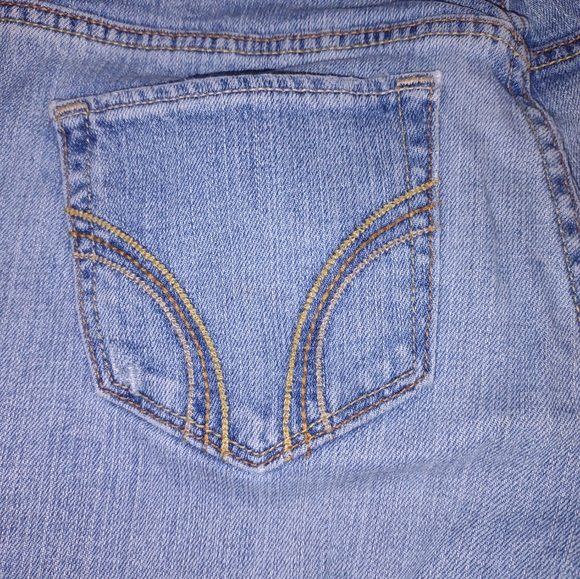 Hollister CutOff size 3 - Picture 3 of 6